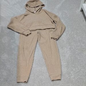 ALO Yoga Tan Knitwear Set NWOT
